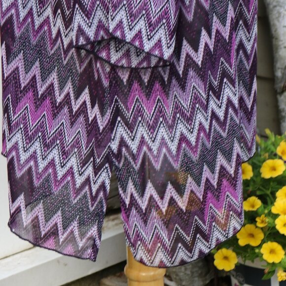 Catherine's by Maggie Barnes Purple Chevron Sheer Chiffon Beaded V-Neck Tunic 2X - Picture 5 of 7